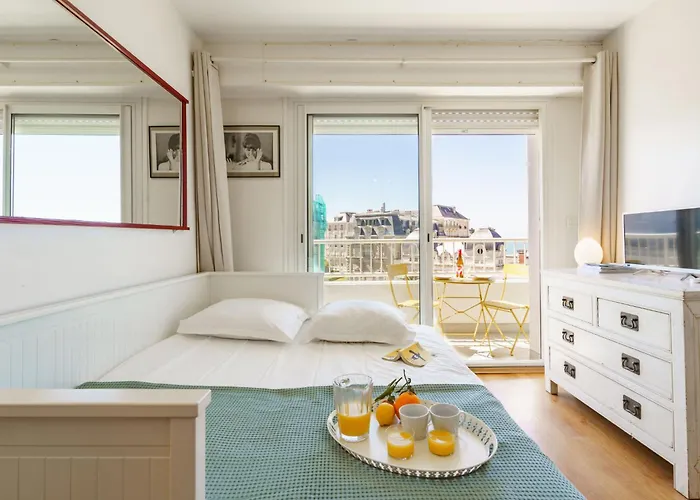 Bellevue Clemenceau-2 By Interhome Lägenhet